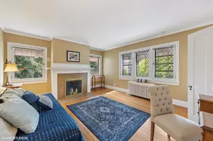 710 W Downer Pl, Aurora, IL 60506 - Photo 22