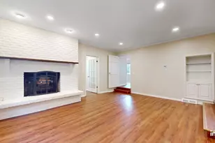 7942 Country Club Ln, Elmwood Park, IL 60707 - Photo 16