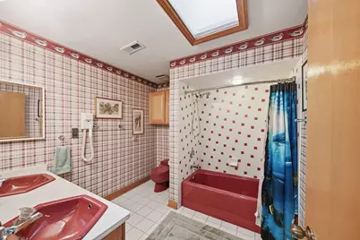 607 Berkshire Court, Downers Grove, IL 60516 - Photo 32