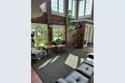 520 Biesterfield Road #318, Elk Grove Village, IL 60007 - Photo 2