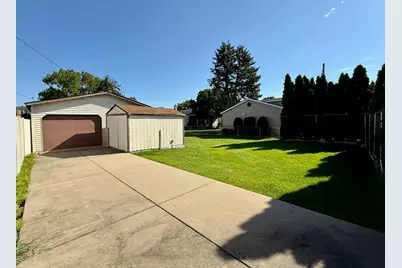 7425 W Devon Avenue, Chicago, IL 60631 - Photo 32