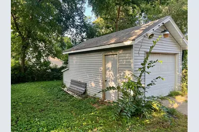 440 Center Avenue, Aurora, IL 60505 - Photo 4