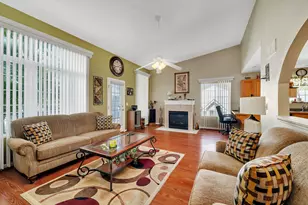 106 N Harbor Landing, Braidwood, IL 60408 - Photo 4