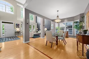 951 W Willow St, Palatine, IL 60067 - Photo 8