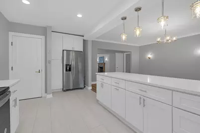 3750 N Lake Shore Drive #2C, Chicago, IL 60613 - Photo 8