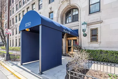 3750 N Lake Shore Drive #2C, Chicago, IL 60613 - Photo 2