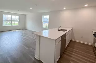 1044 58th Rd, Racine, WI 53182 - Photo 6