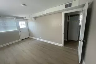 5202 W Ainslie St, Chicago, IL 60630 - Photo 6