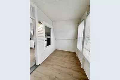 5202 W Ainslie Street #Garden, Chicago, IL 60630 - Photo 2