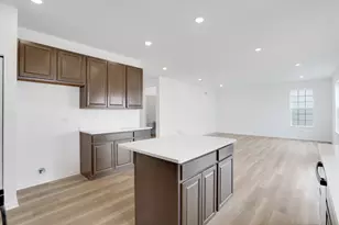 163 Henderson St, Oswego, IL 60543 - Photo 4