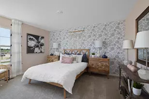 163 Henderson St, Oswego, IL 60543 - Photo 4