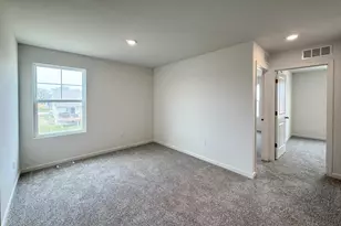 1042 58th Rd, Racine, WI 53182 - Photo 16