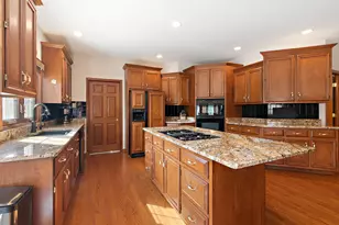 11707 Coquille Dr, Frankfort, IL 60423 - Photo 24