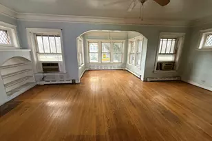 6911 S Jeffery Blvd, Chicago, IL 60649 - Photo 2