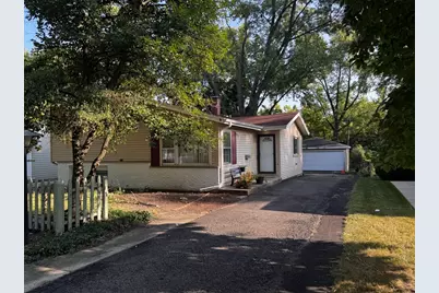 597 Lowden Avenue, Glen Ellyn, IL 60137 - Photo 1