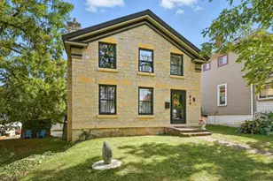 814 S Washington St, Lockport, IL 60441 - Photo 1