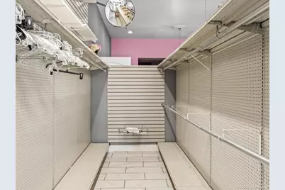 8204 S Stony Island Avenue, Chicago, IL 60617 - Photo 6