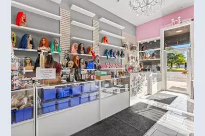 8204 S Stony Island Avenue, Chicago, IL 60617 - Photo 4