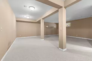 2846 Cotswold Cir, Rockford, IL 61114 - Photo 34