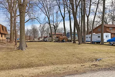 609 Monterrey Terrace, McHenry, IL 60050 - Photo 2