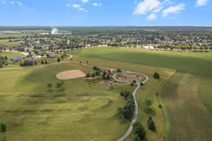 2424 Alan Dale Ln, Yorkville, IL 60560 - Photo 38