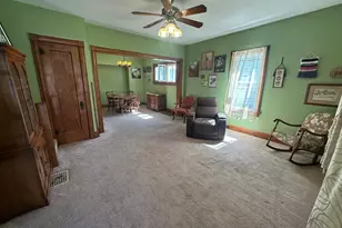 308 S Genesee St, Morrison, IL 61270 - Photo 6