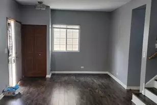 316 E Victoria Cir, North Aurora, IL 60542 - Photo 6