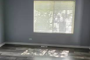 316 E Victoria Cir, North Aurora, IL 60542 - Photo 44