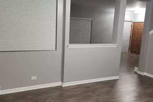 316 E Victoria Cir, North Aurora, IL 60542 - Photo 10