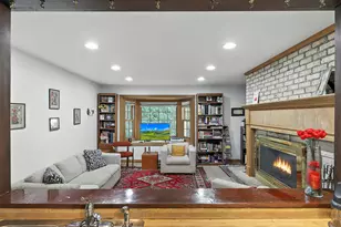 1022 Estes Ave, Lake Forest, IL 60045 - Photo 8