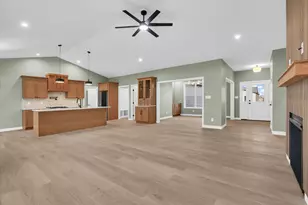 2902 Haydon Dr, Urbana, IL 61802 - Photo 14