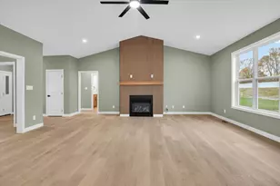 2902 Haydon Dr, Urbana, IL 61802 - Photo 8