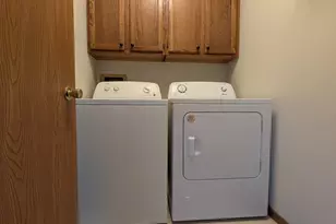 142 E Lincoln Hwy, Waterman, IL 60556 - Photo 14