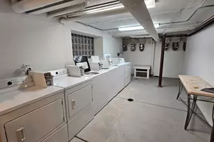 6545 N Francisco Ave, Chicago, IL 60645 - Photo 12