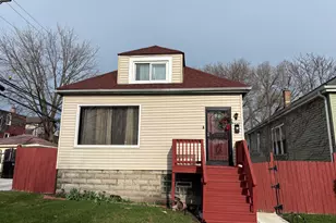 9315 S Clyde Ave, Chicago, IL 60617 - Photo 1