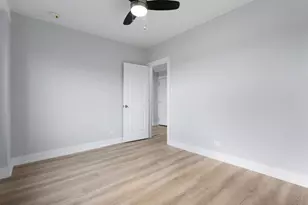 6026 N Winthrop Ave, Chicago, IL 60660 - Photo 8