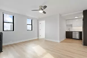 6026 N Winthrop Ave, Chicago, IL 60660 - Photo 2