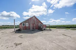 2548 Shabbona Grove Rd, Shabbona, IL 60550 - Photo 36