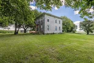 2548 Shabbona Grove Rd, Shabbona, IL 60550 - Photo 12