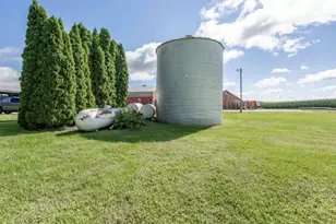 2548 Shabbona Grove Rd, Shabbona, IL 60550 - Photo 28