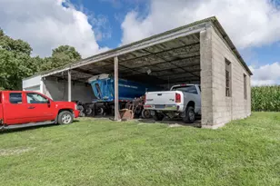 2548 Shabbona Grove Rd, Shabbona, IL 60550 - Photo 34