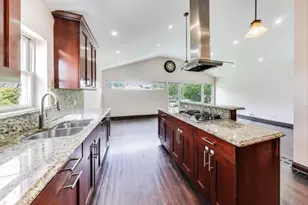 6544 N Albany Ave, Chicago, IL 60645 - Photo 6