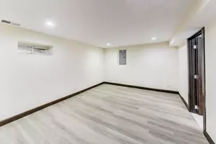 6544 N Albany Ave, Chicago, IL 60645 - Photo 18