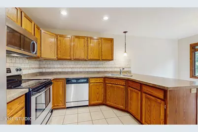 542 Silver Aspen Circle, Crystal Lake, IL 60014 - Photo 4