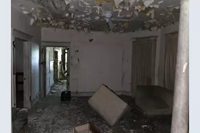 7137 S Carpenter Street, Chicago, IL 60621 - Photo 8