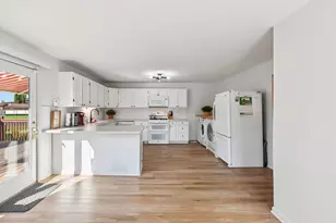 2855 Glenwood Lansing Rd, Lynwood, IL 60411 - Photo 8