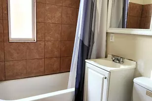 6815 S Green St, Chicago, IL 60621 - Photo 4