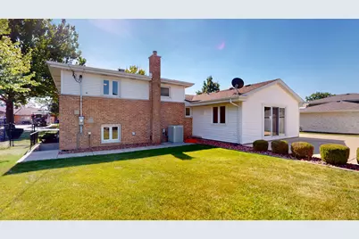 6442 W 88th Street, Oak Lawn, IL 60453 - Photo 2