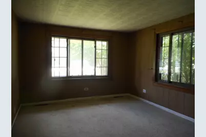 2743 Bellwood Avenue, Melrose Park, IL 60164 - Photo 16