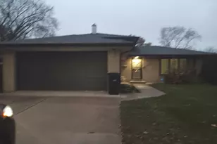 3514 170th Pl, Lansing, IL 60438 - Photo 1